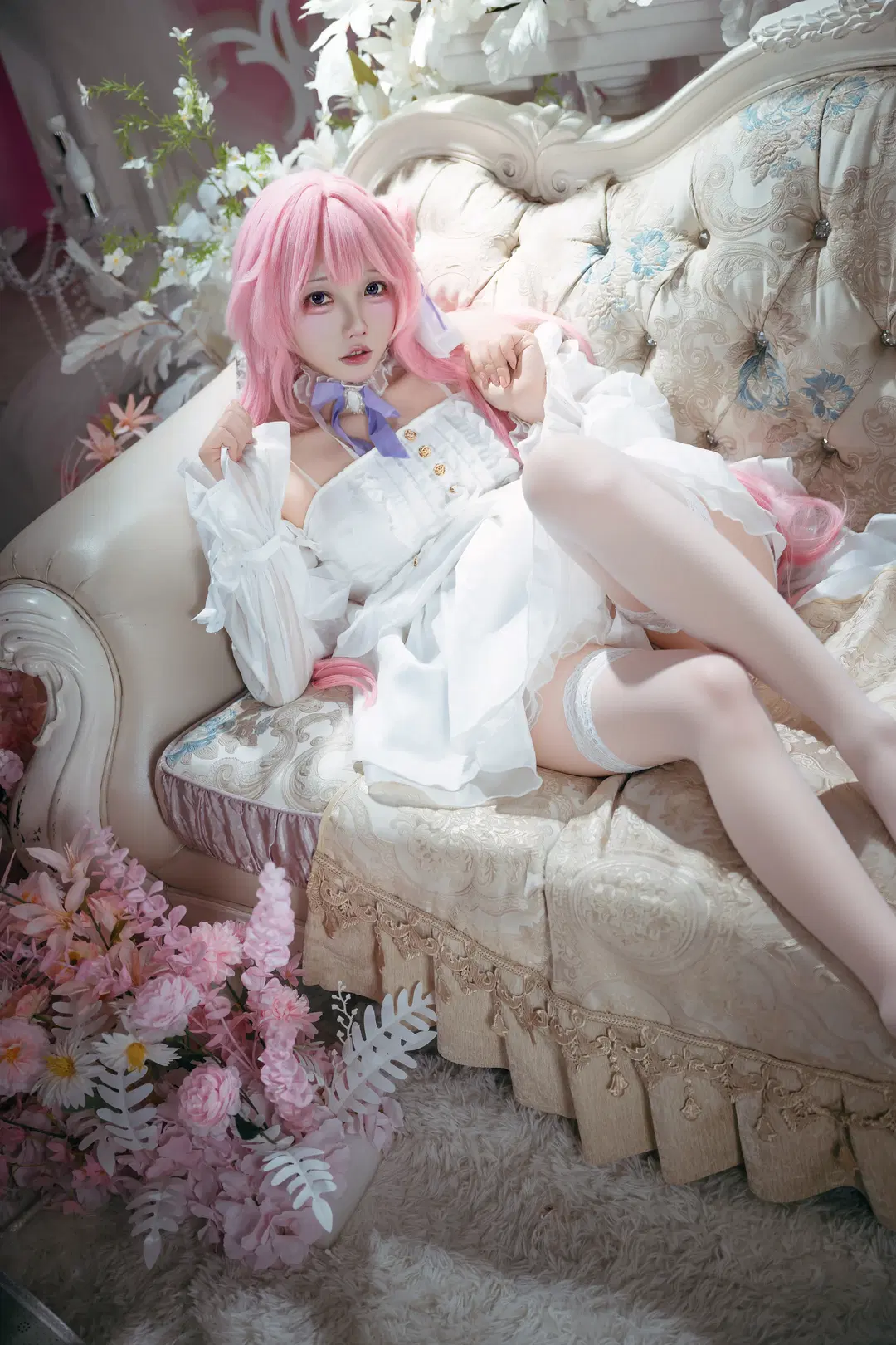 粉发少女, 梦幻摄影, 桃乐丝cos, nikke, 蕾丝腿环