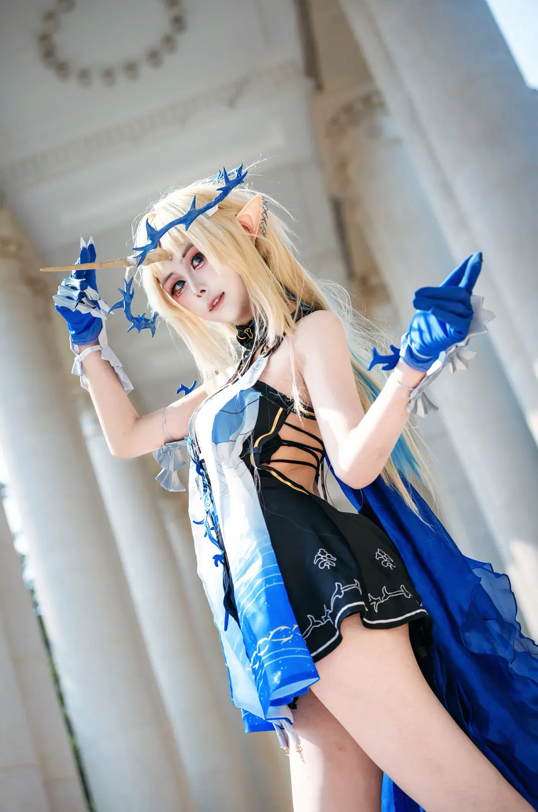 鸣潮, 卡提希娅cos, 鸣潮cos, 外景cosplay, 精灵耳妆造
