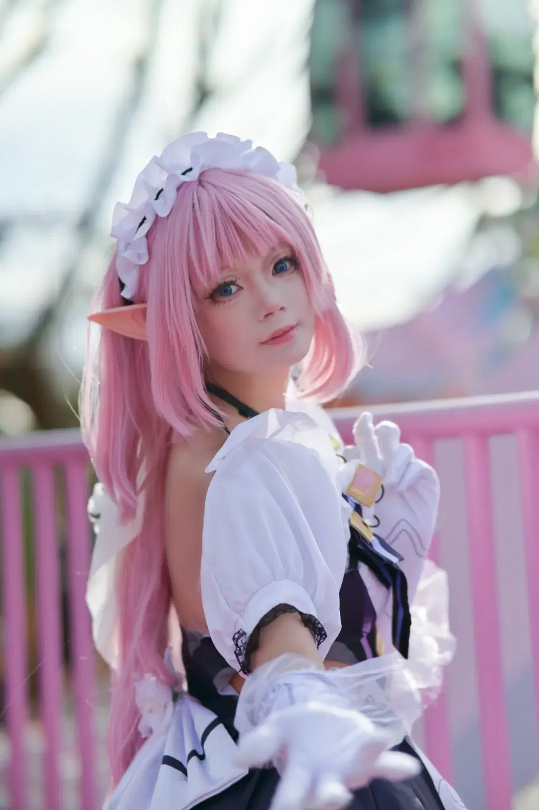 [Elysia Cosplay] The Dreamy Official Photos of the Pink Elf Maid at the Amusement Park by 要素过多 - Image 5