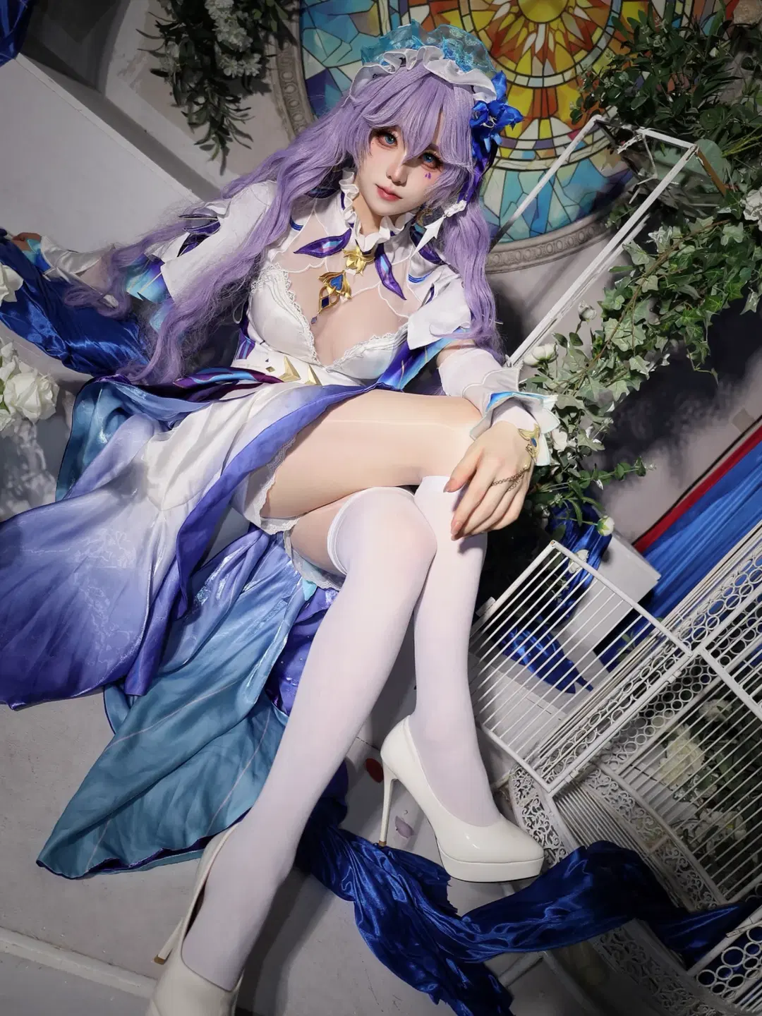 メイド服, カンタレラコスプレ, 夢幻的な写真, ストッキング, 紫髪ロング