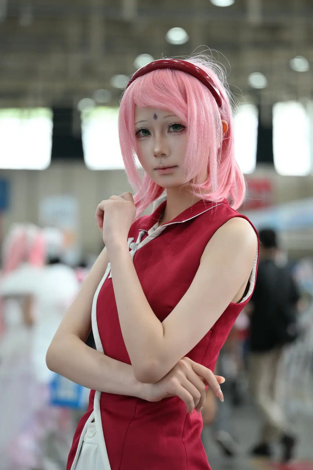 【春野サクラコスプレ】ピンク髪に真紅のチャイナドレス、木ノ葉のくノ一が魅せる新たな中国風アレンジ - 小非 - 4枚目