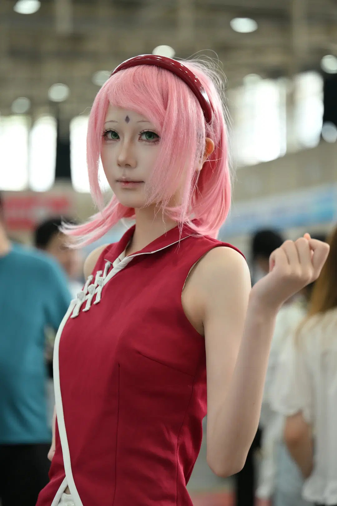 【春野サクラコスプレ】ピンク髪に真紅のチャイナドレス、木ノ葉のくノ一が魅せる新たな中国風アレンジ - 小非 - 5枚目
