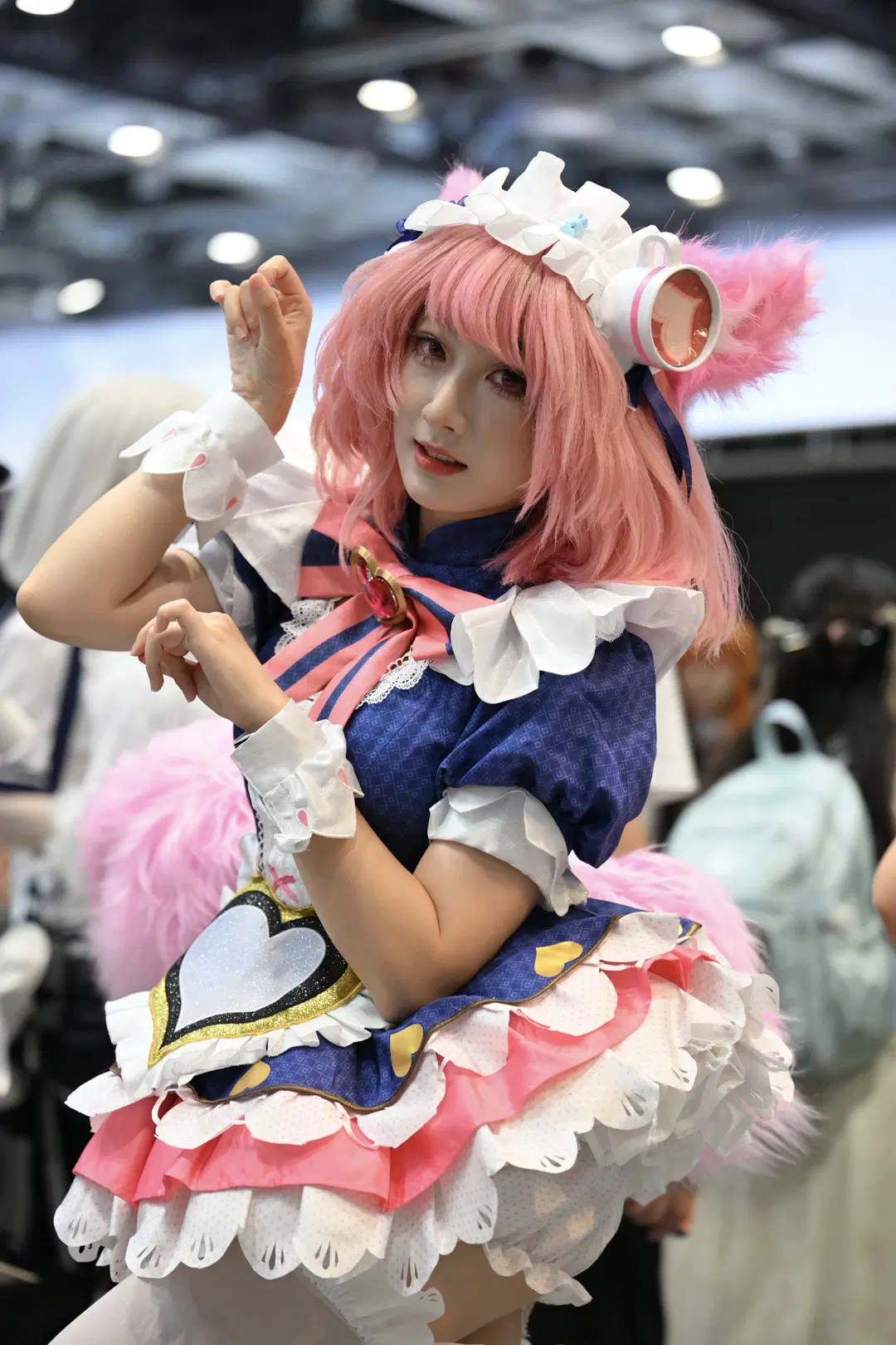 Convention Photos Collection: Multi-Style Coordinates Across Sweet-Cool Techwear and Fluffy Soft Aesthetics by 小非 - Image 10