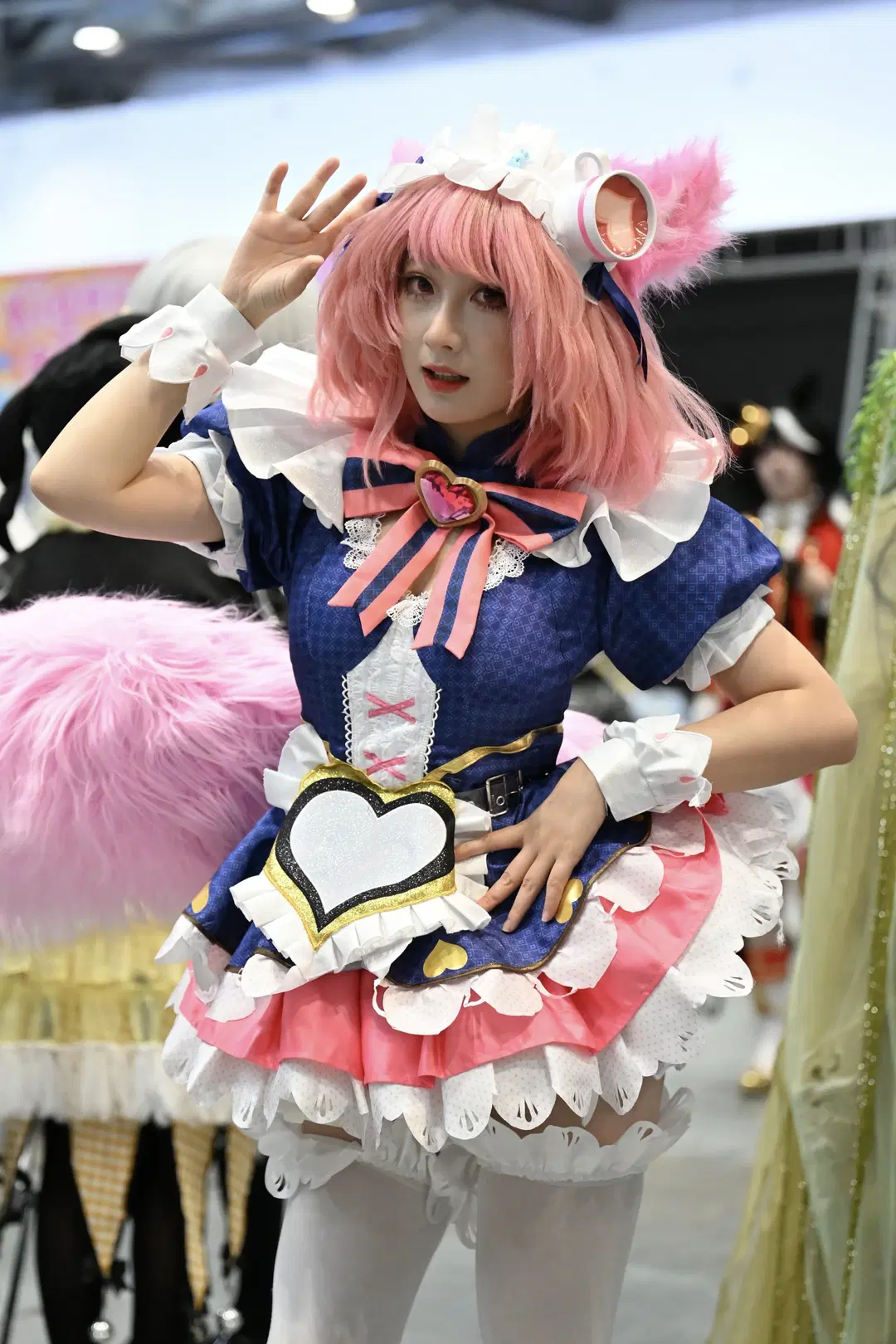 Convention Photos Collection: Multi-Style Coordinates Across Sweet-Cool Techwear and Fluffy Soft Aesthetics by 小非 - Image 9