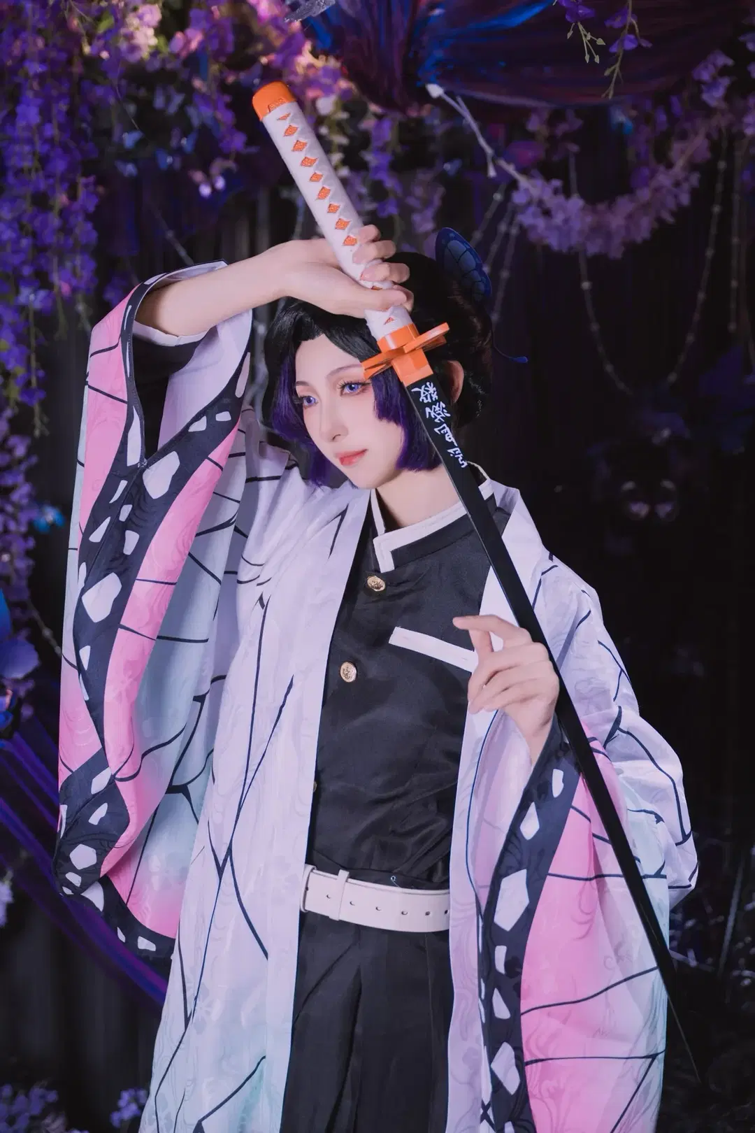 【胡蝶しのぶ コスプレ】藤の花の下の蝶の影、鬼滅の刃の優しさと強さ - 想名字好烦 - 3枚目