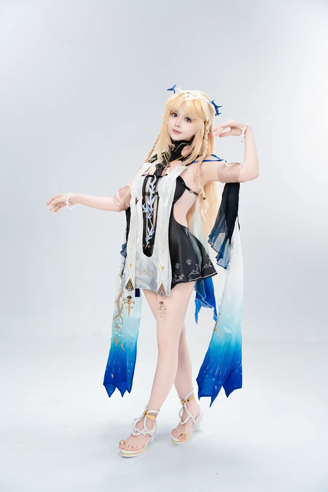 Wuthering Waves, cosplay, Anime-style photography, Cartethyia Cosplay, Cosplay photoshoot