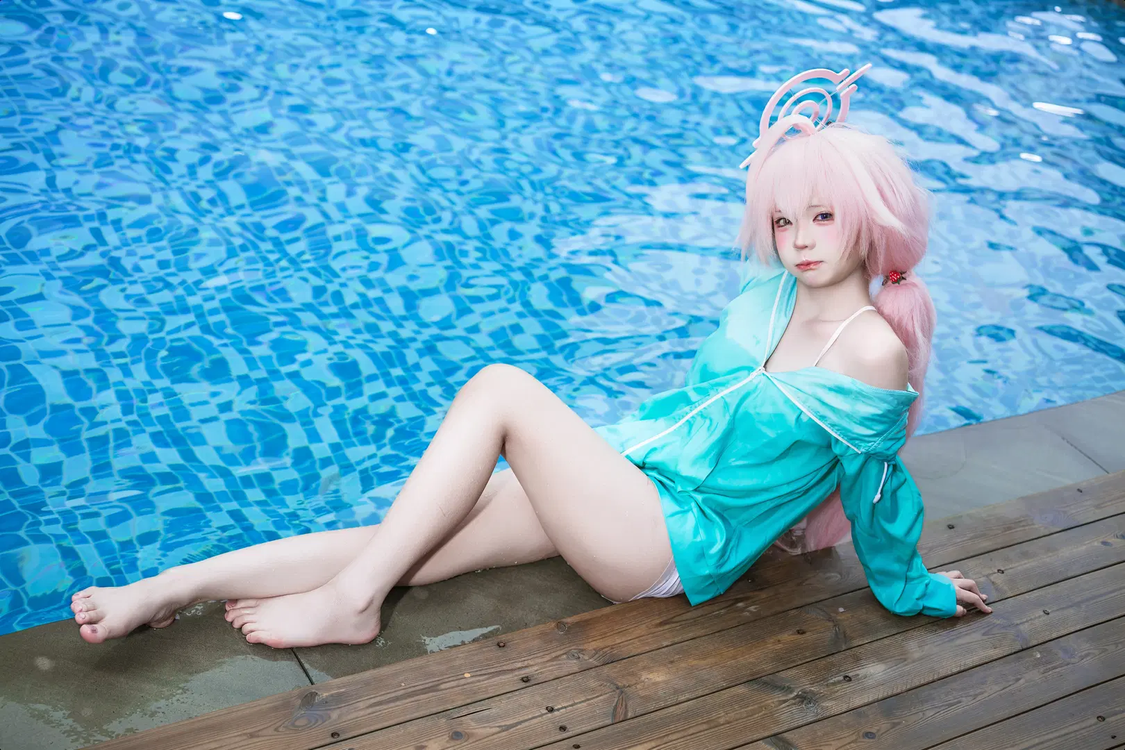 [Takanashi Hoshino cosplay] Blue Archive Swimsuit Hoshino Poolside Photoshoot Showcase by 德蒙特多子 - Image 4