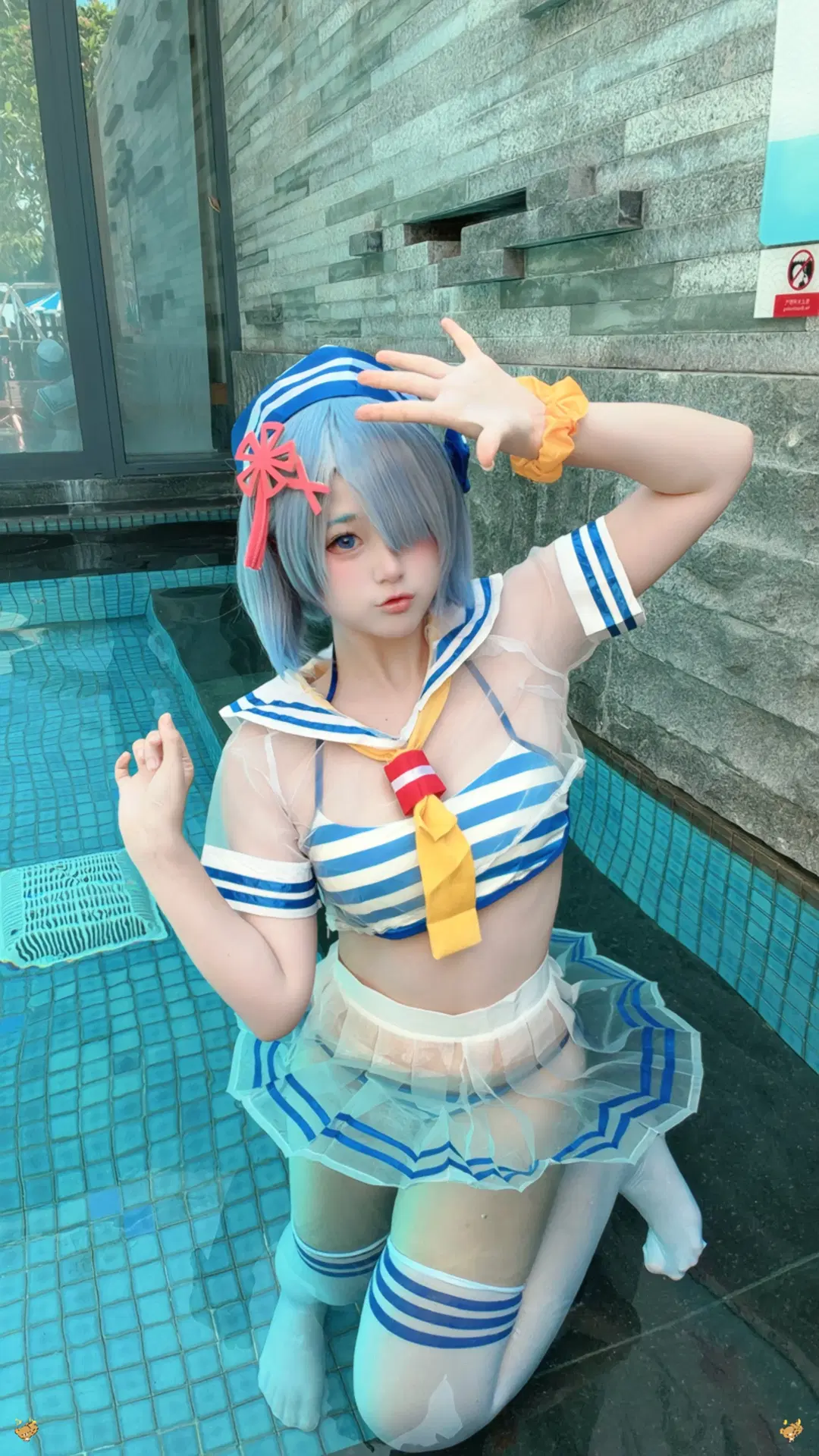 二次元, 泳装, 蕾姆cos, 白丝, 泳池拍照
