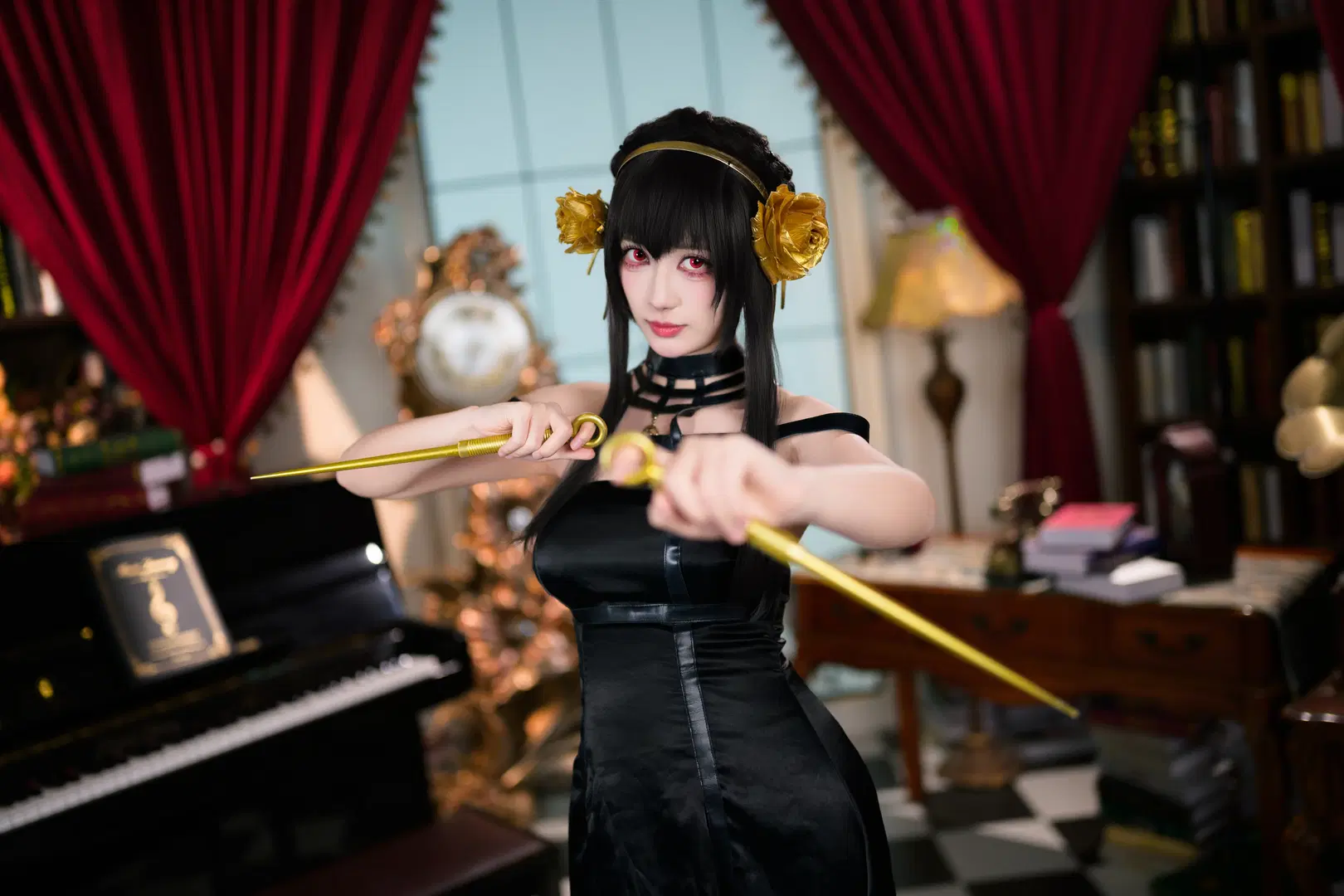 【ヨルコスプレ】『SPY×FAMILY』レトロゴシックの闇に佇む優雅な暗殺者（黒ストッキング・二刀流） - 银河天路 - 2枚目