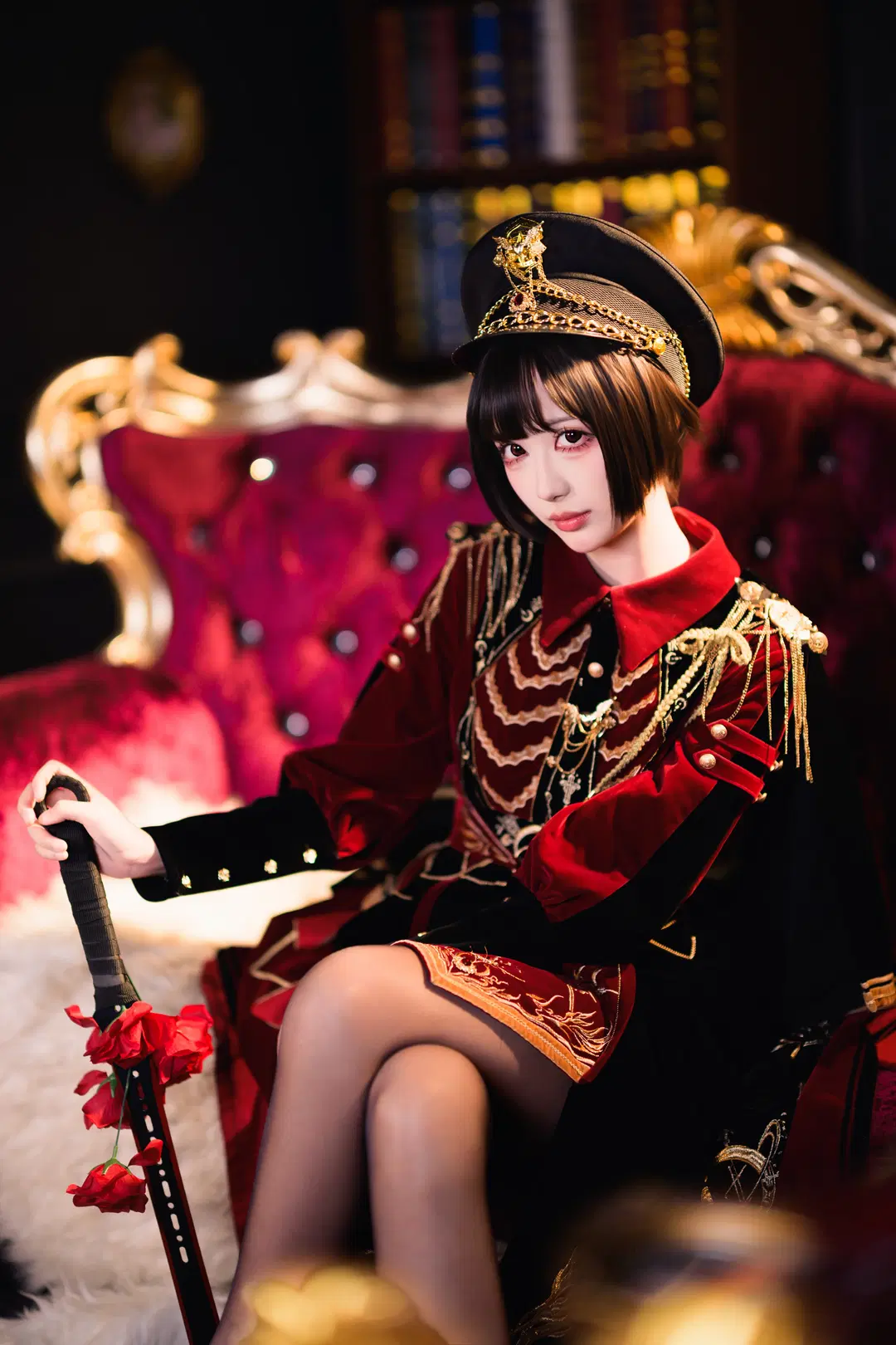 Red, Black & Gold Military Style Lolita: Embodying the Cold Glamour of the Maiden Tyrant by 银河天路 - Image 4