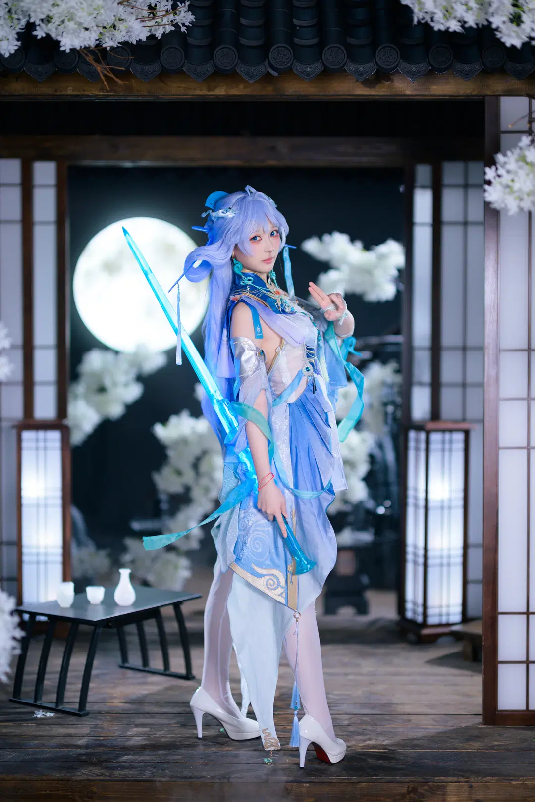 [Qingxiao cosplay] Wuthering Waves Qingxiao: A Blue and White Dream Under the Moonlight by 银河天路 - Image 5