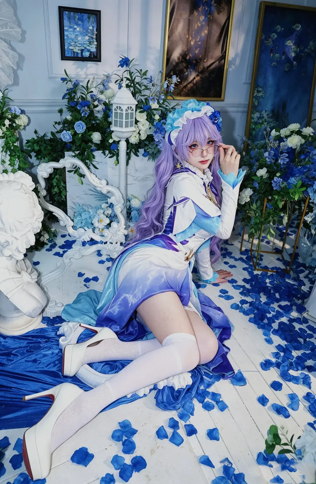 【カンタレラ・フィサリア コスプレ】鳴潮 青と白の配色の幻夢と白ストッキングの極上体験 - 王星辰呀_摄影师 - 2枚目