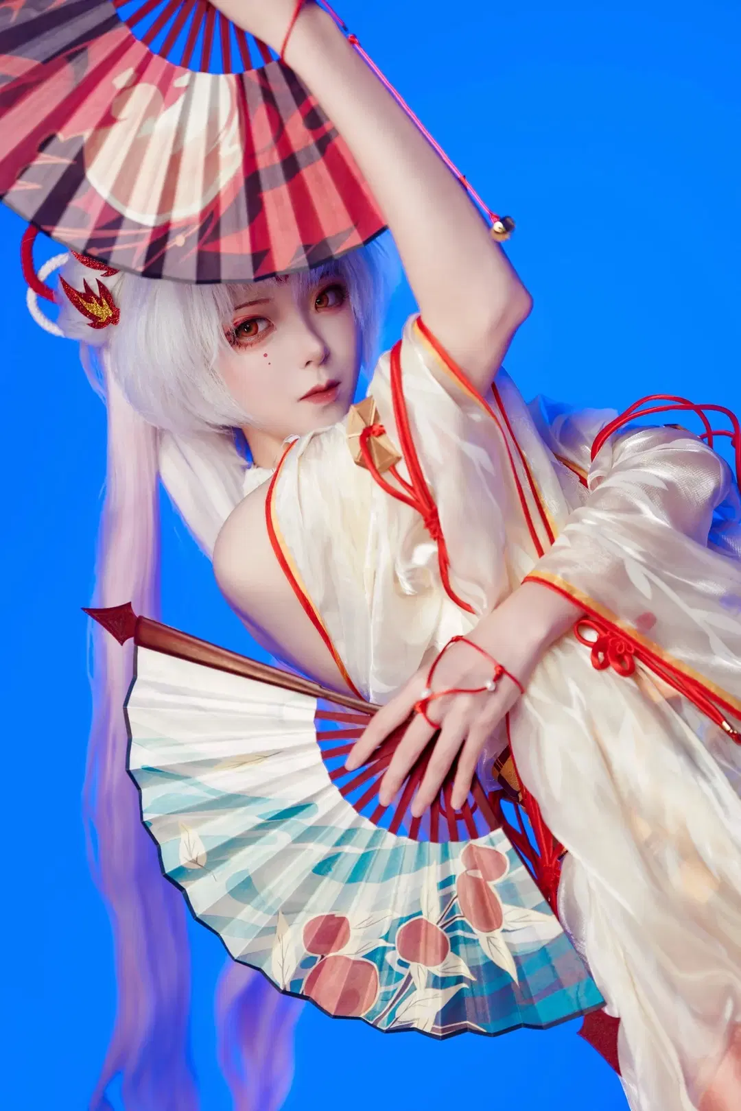 【Shiranui cosplay】Onmyoji 10th Anniversary: A Japanese-Style Dance Beneath the Blue Backdrop by A_R_零 - Image 3