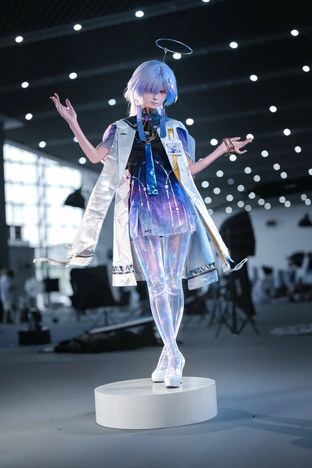[モーニエ コスプレ] 鳴潮 イベント写真、ホログラフィックな星空とメカニカルな光輪の衝突 - OUKAI - 7枚目