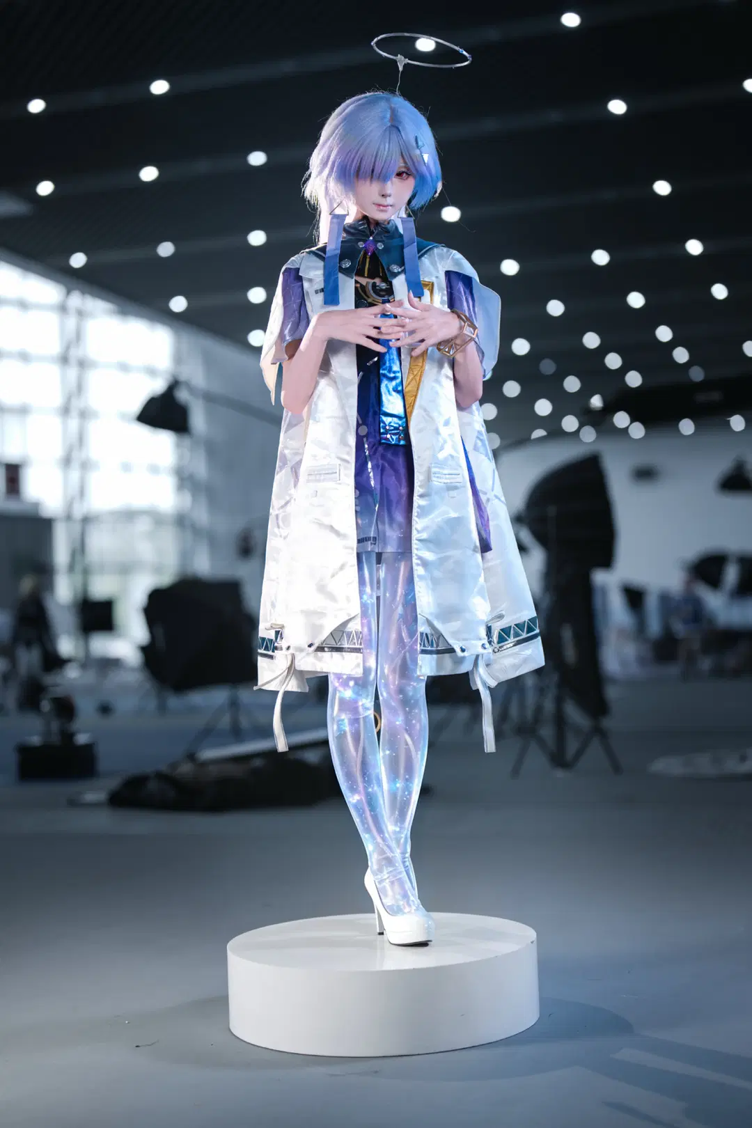 [モーニエ コスプレ] 鳴潮 イベント写真、ホログラフィックな星空とメカニカルな光輪の衝突 - OUKAI - 8枚目