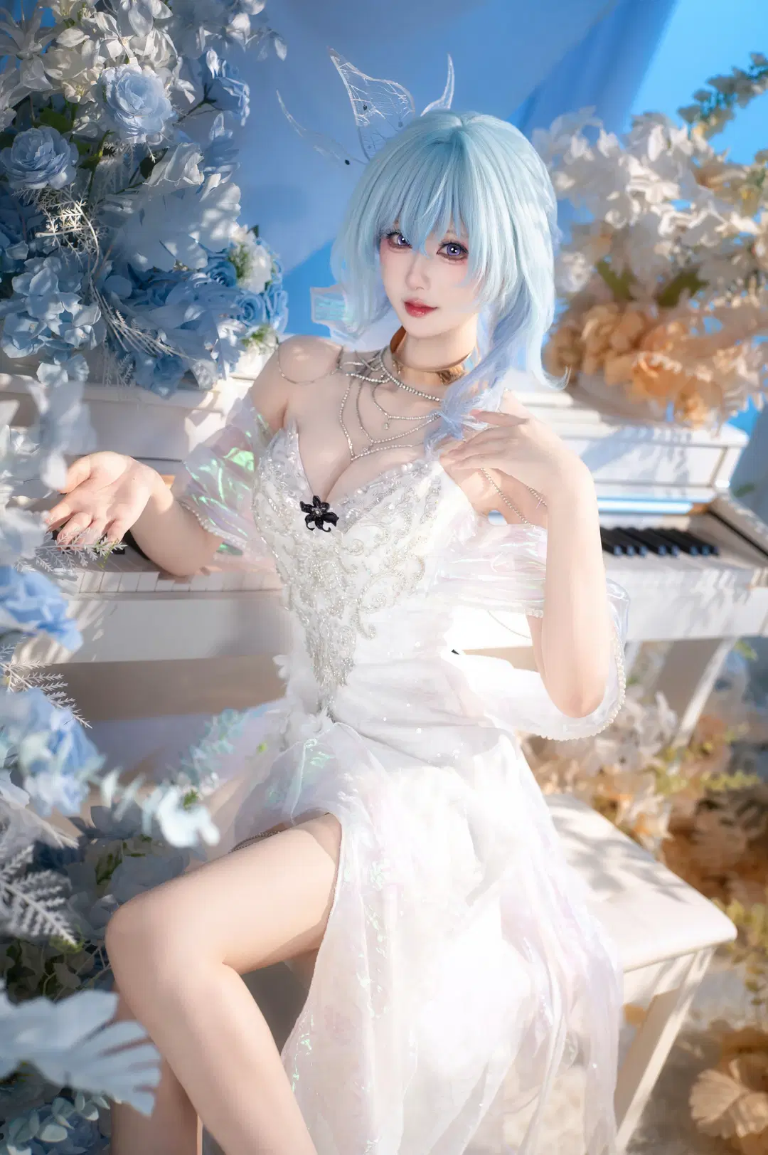 鸣潮, 守岸人cos, 二次元cos, 梦幻棚拍, 白纱裙cosplay