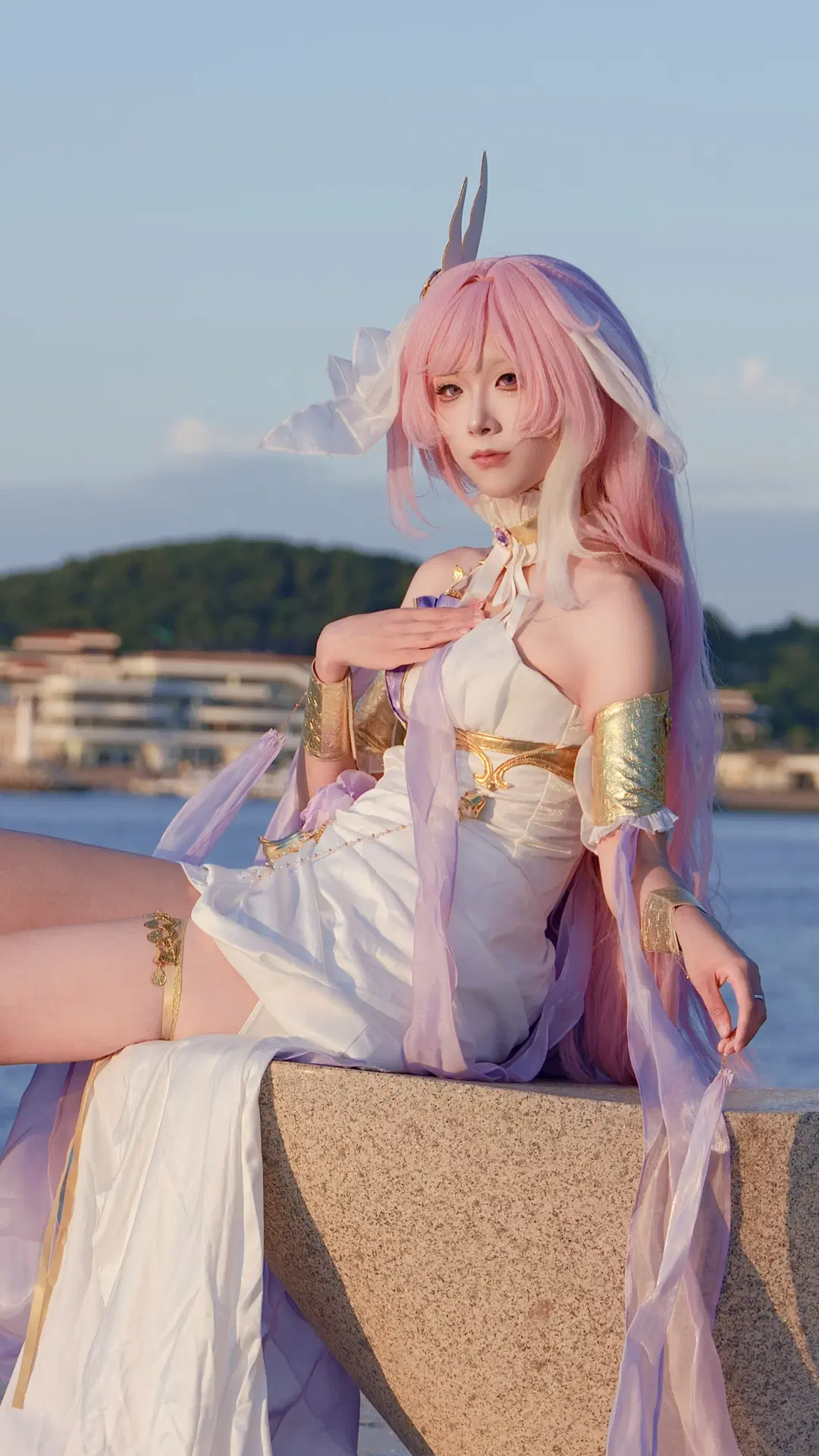 【エリシア コスプレ】崩壊3rdの海辺のコスプレ・トラベルフォト、この花鈴律曲が最高すぎる - 颜微moke - 4枚目