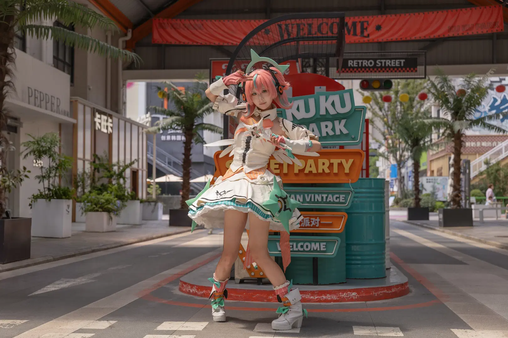 【爱芮cos】绝区零妄想天使爱芮的街头记录 - 颜微moke - 第4张