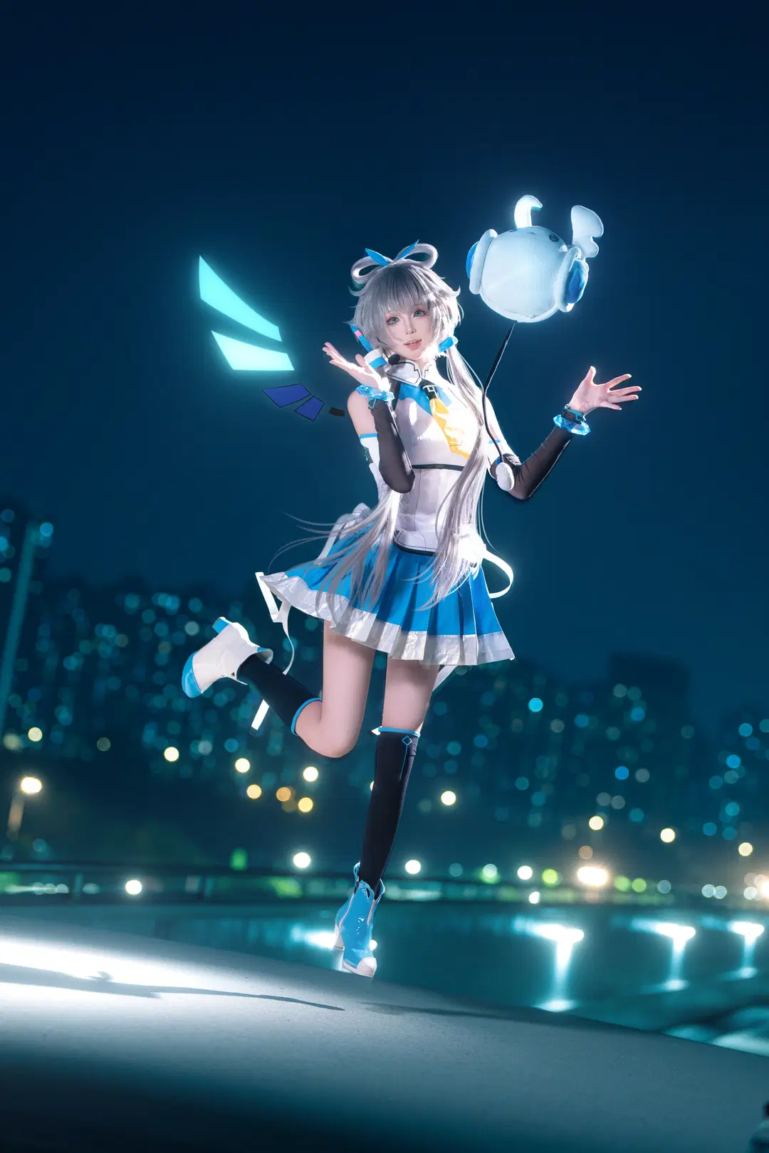 Luo Tianyi cosplay, Night view cosplay, Virtual Singer, Stockings, Wuhan cosplay photography