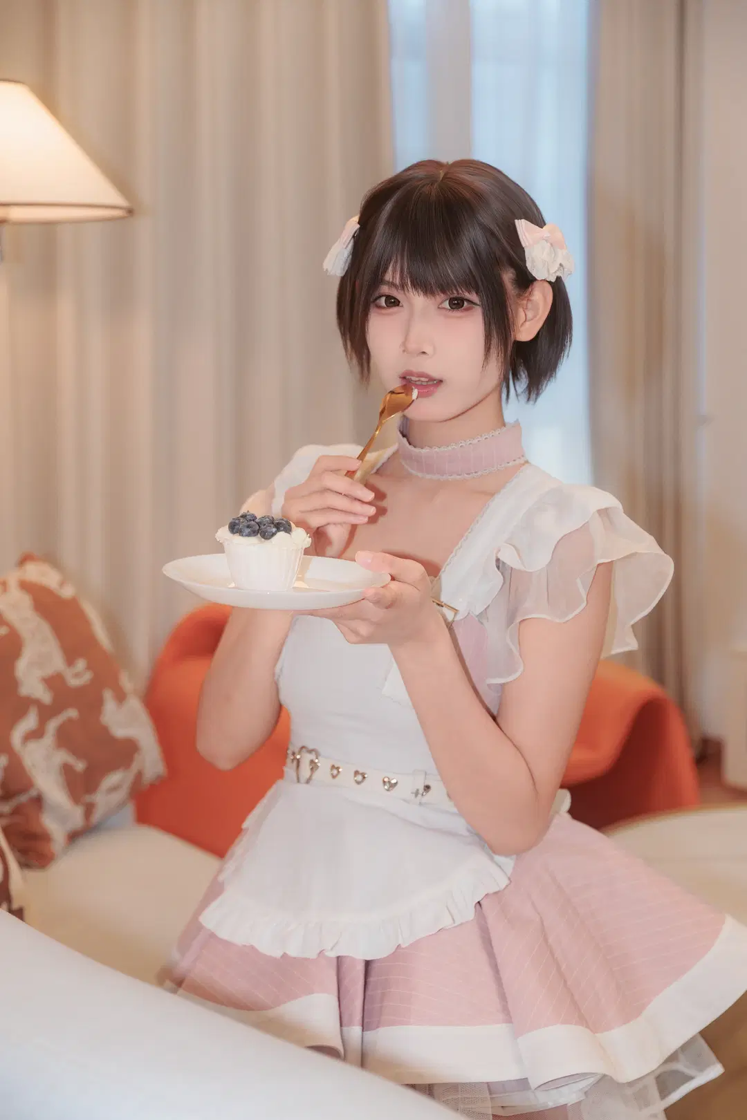 粉白女仆装居家写真，白丝甜妹的日常营业 - 墨离 - 第3张