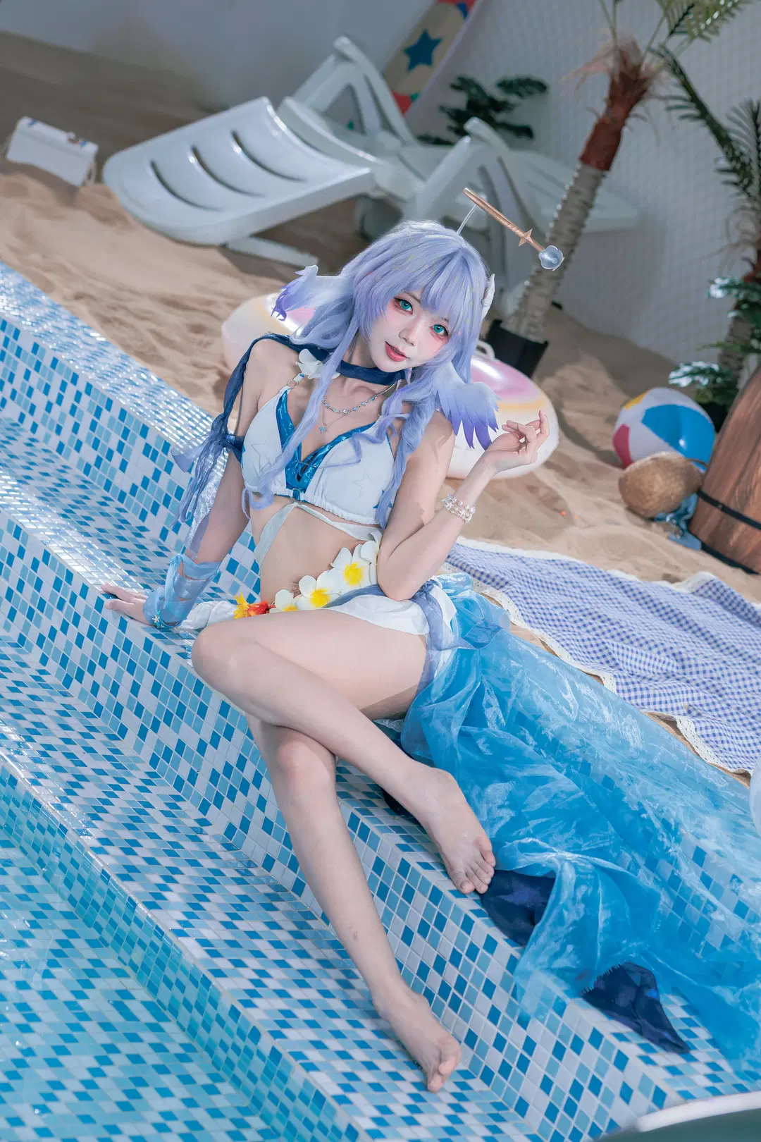 崩坏星穹铁道, 知更鸟cos, 二次元cos, 夏日泳装, 浅蓝梦境
