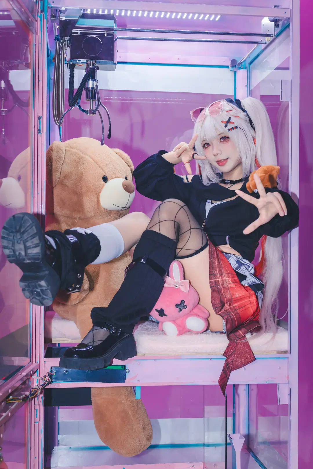 [Sparkle cosplay] Honkai: Star Rail Neon Claw Machine Shoot Log by 墨离 - Image 3
