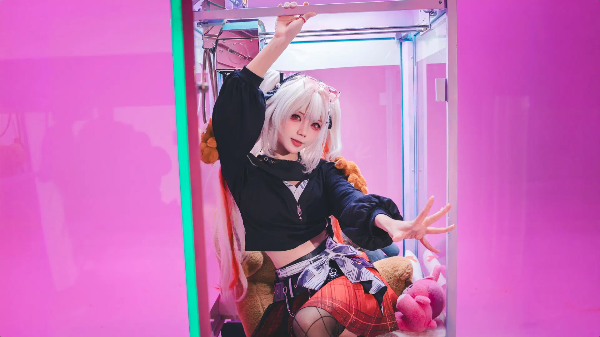 [Sparkle cosplay] Honkai: Star Rail Neon Claw Machine Shoot Log by 墨离 - Image 4