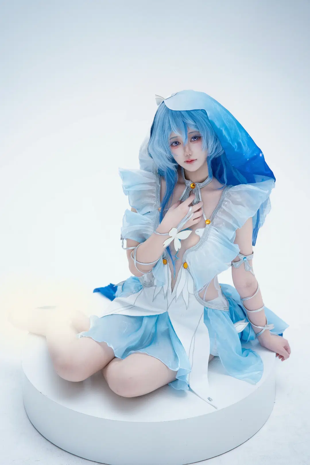 守岸人cos, 棚拍人像, 蓝色系cos, 冷色调摄影, 水母拟人cos