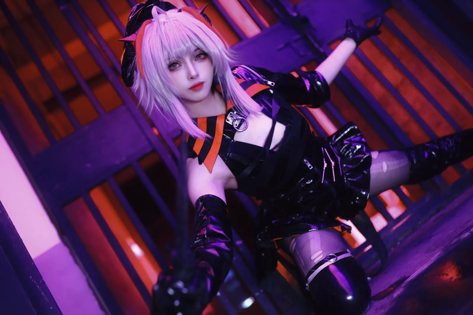 cosplay, 明日方舟, 维什戴尔cos, 暗黑风, 漆皮丝袜 - 第2张
