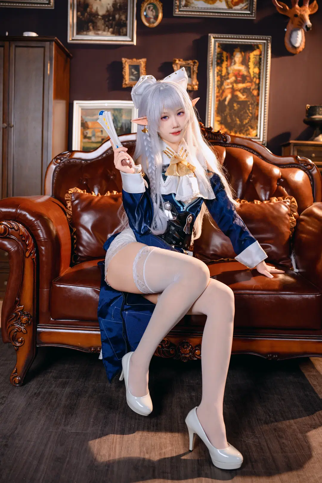 [Velina cosplay] Zenless Zone Zero's Aloof Grace and Smile: Interpreted in Vintage Dress and White Stockings by 宇航员摄影 - Image 4