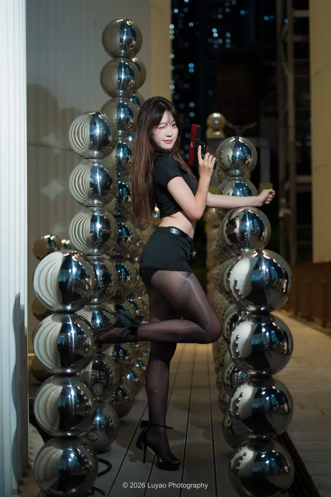 【夜景ポートレート】ダークパンク風：冷徹で颯爽としたセクシーポリス - Luyao_Photography - 4枚目