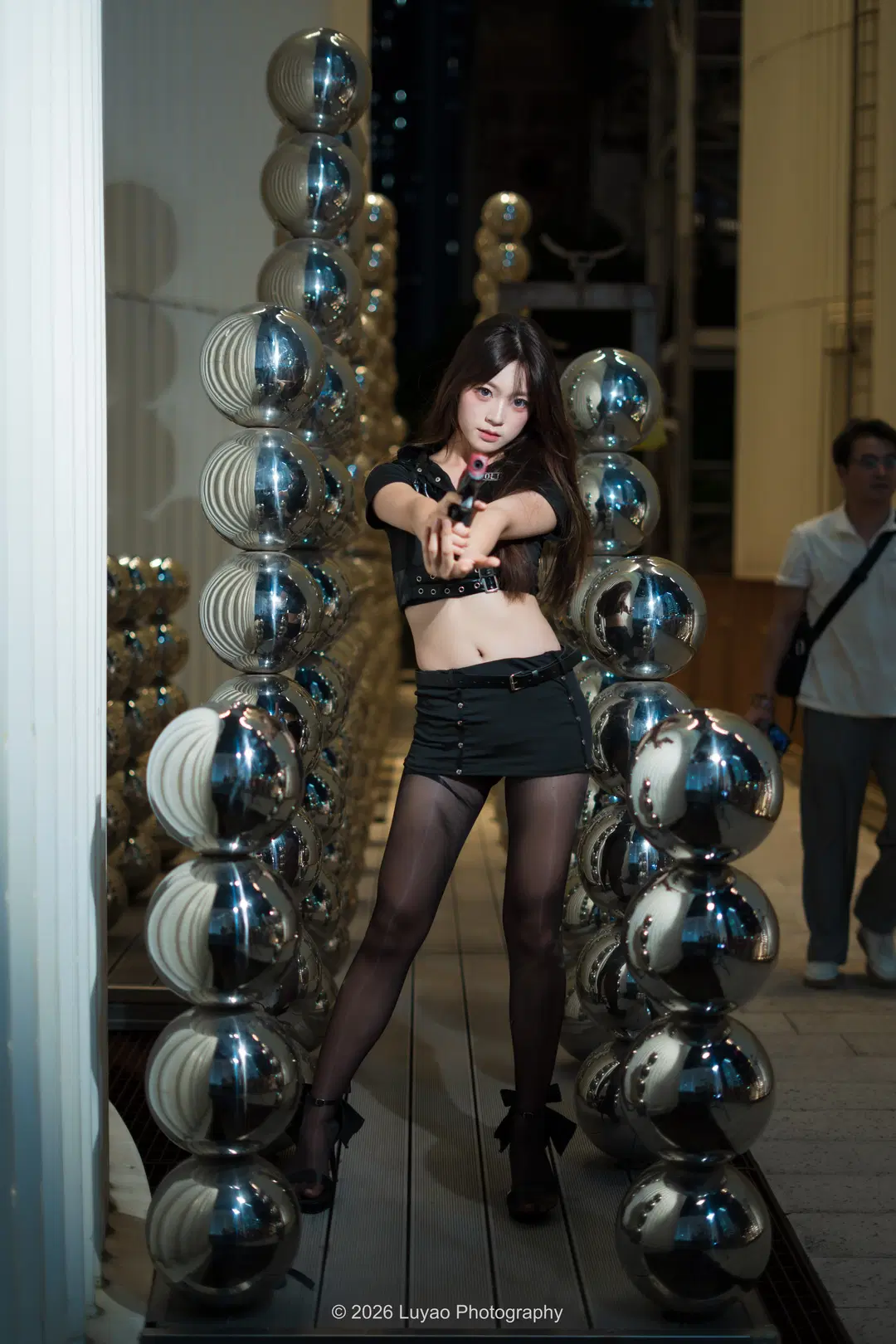 夜景人像, 朋克风, 黑丝美腿, 暗黑系写真, 性感女警