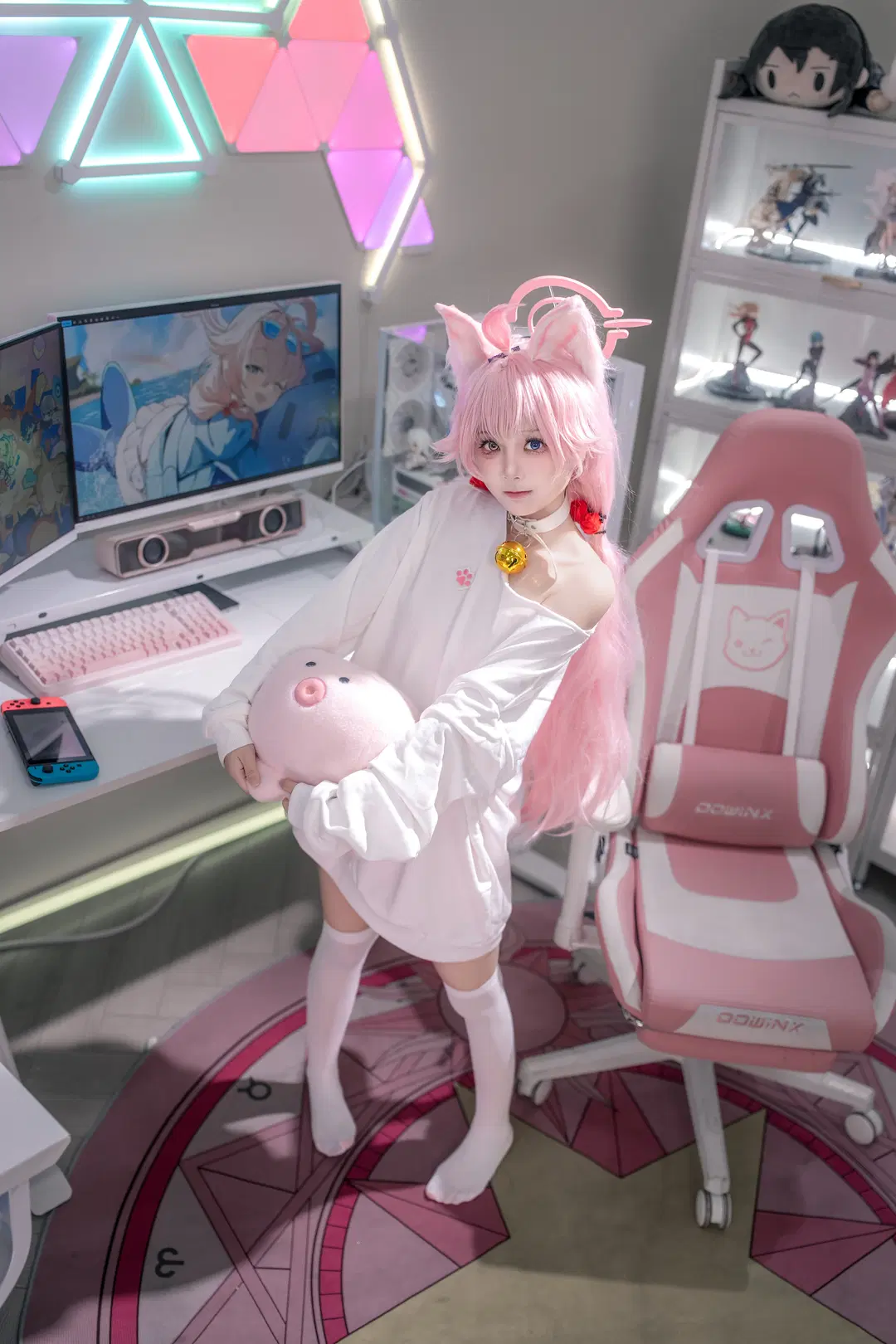 [Takanashi Hoshino cosplay] Blue Archive Cat-Senior's Lazy E-sports Time by hyber - Image 6