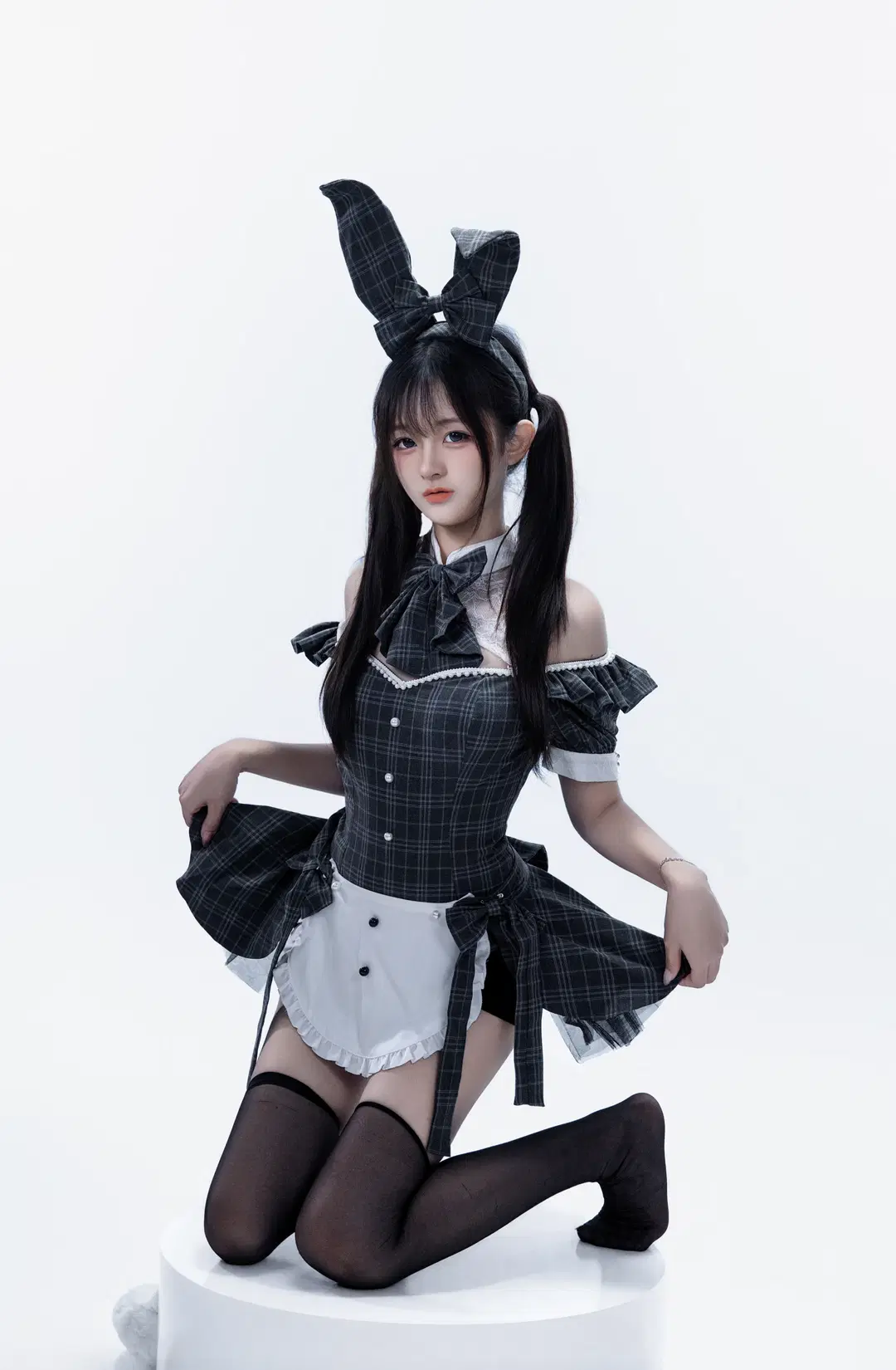 黑白格纹兔女郎与女仆的反差挑战 - hyber - 第5张