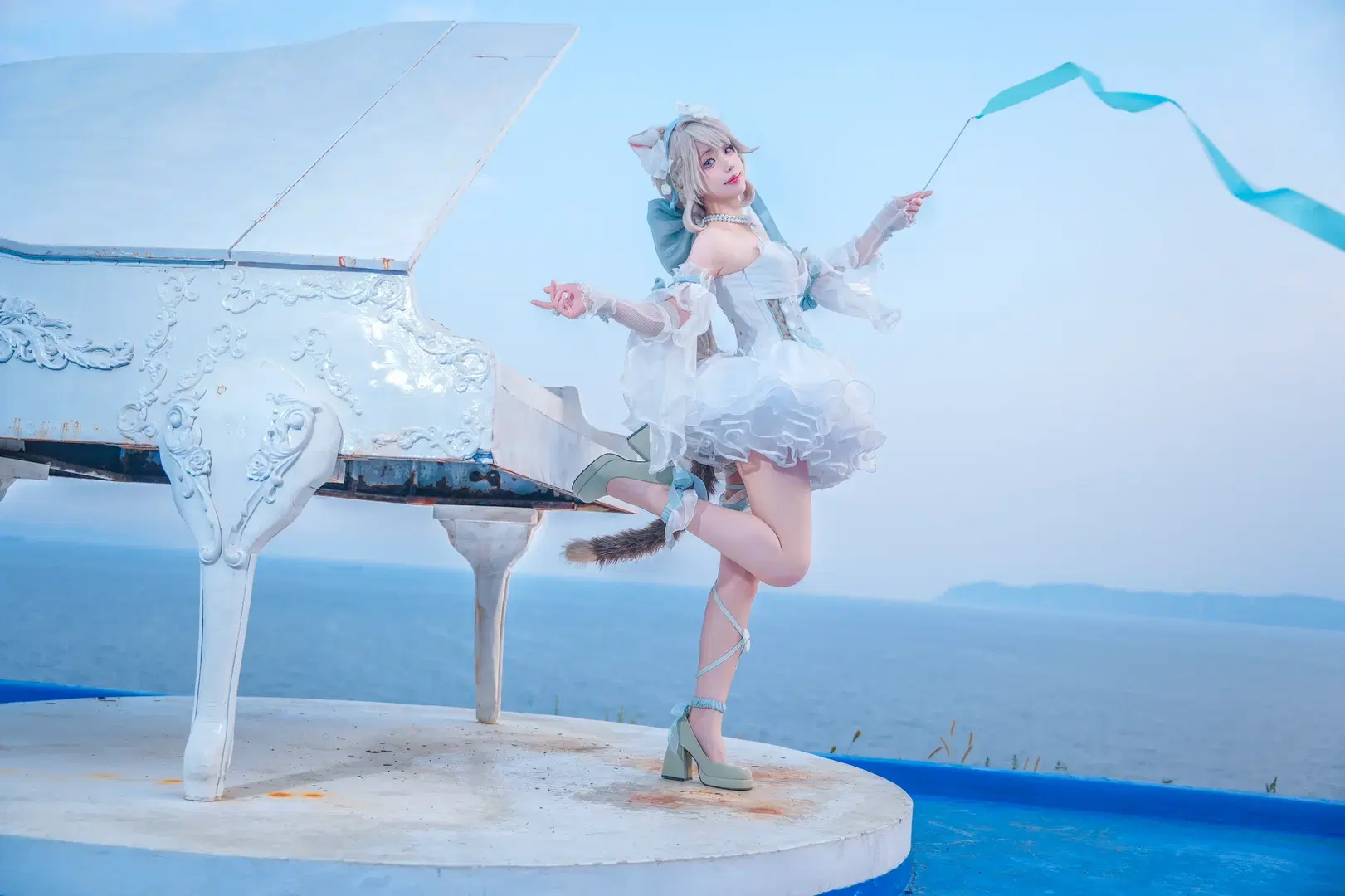 原神, 琳妮特cos, cosplay正片, 海边, 白色钢琴