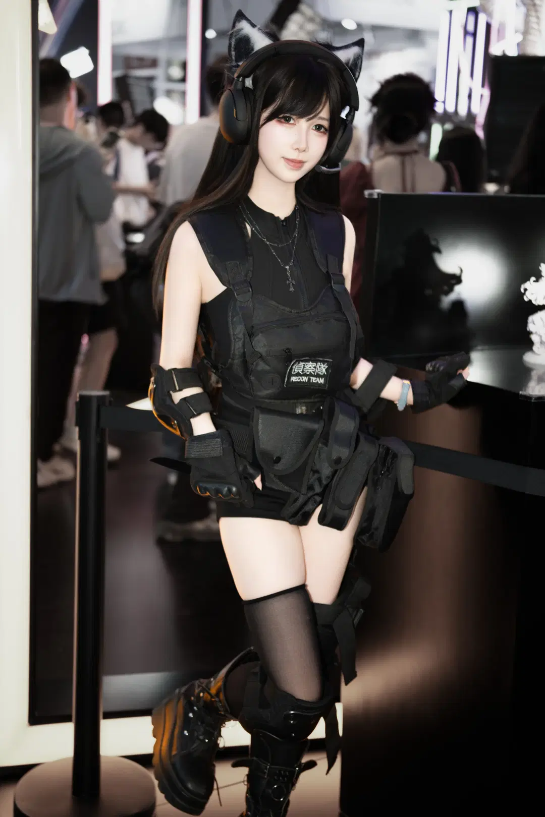 Catgirl Tactical Style Meets Hardcore Convention: Sharing Sweet and Edgy Convention Photos by 卷毛狒狒 - Image 4