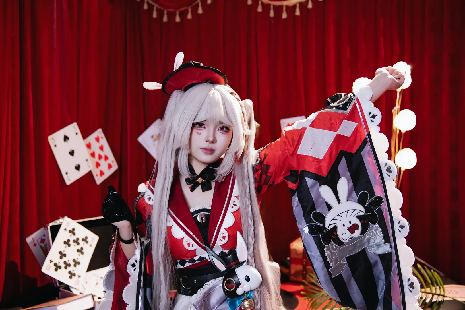 【火花cos】崩坏星穹铁道，红幕布下的兔耳魔术师 - 许安 - 第3张