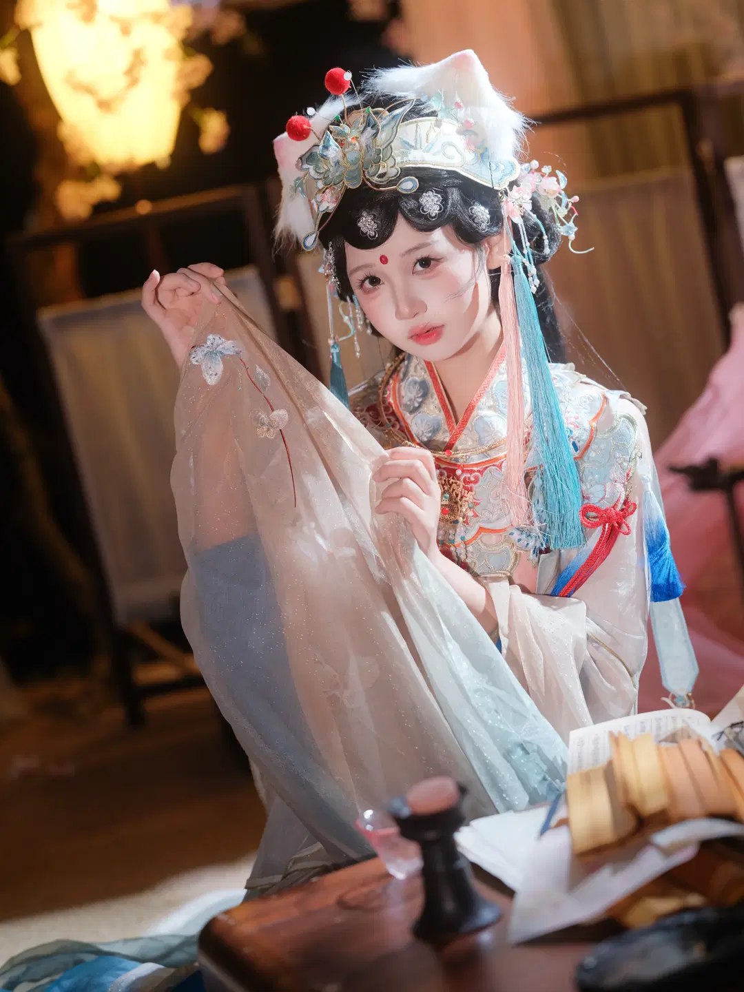 Chinese Opera Style Cosplay: Stroke by Stroke, Becoming the Figure in the Play by 皮皮皮皮皮皮蛋 - Image 3