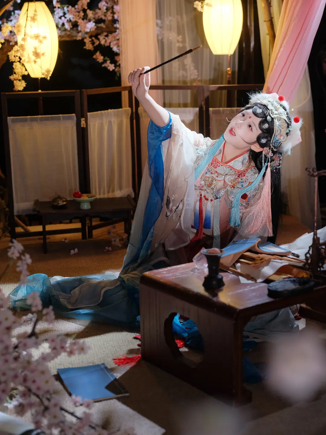 Chinese Opera Style Cosplay: Stroke by Stroke, Becoming the Figure in the Play by 皮皮皮皮皮皮蛋 - Image 6