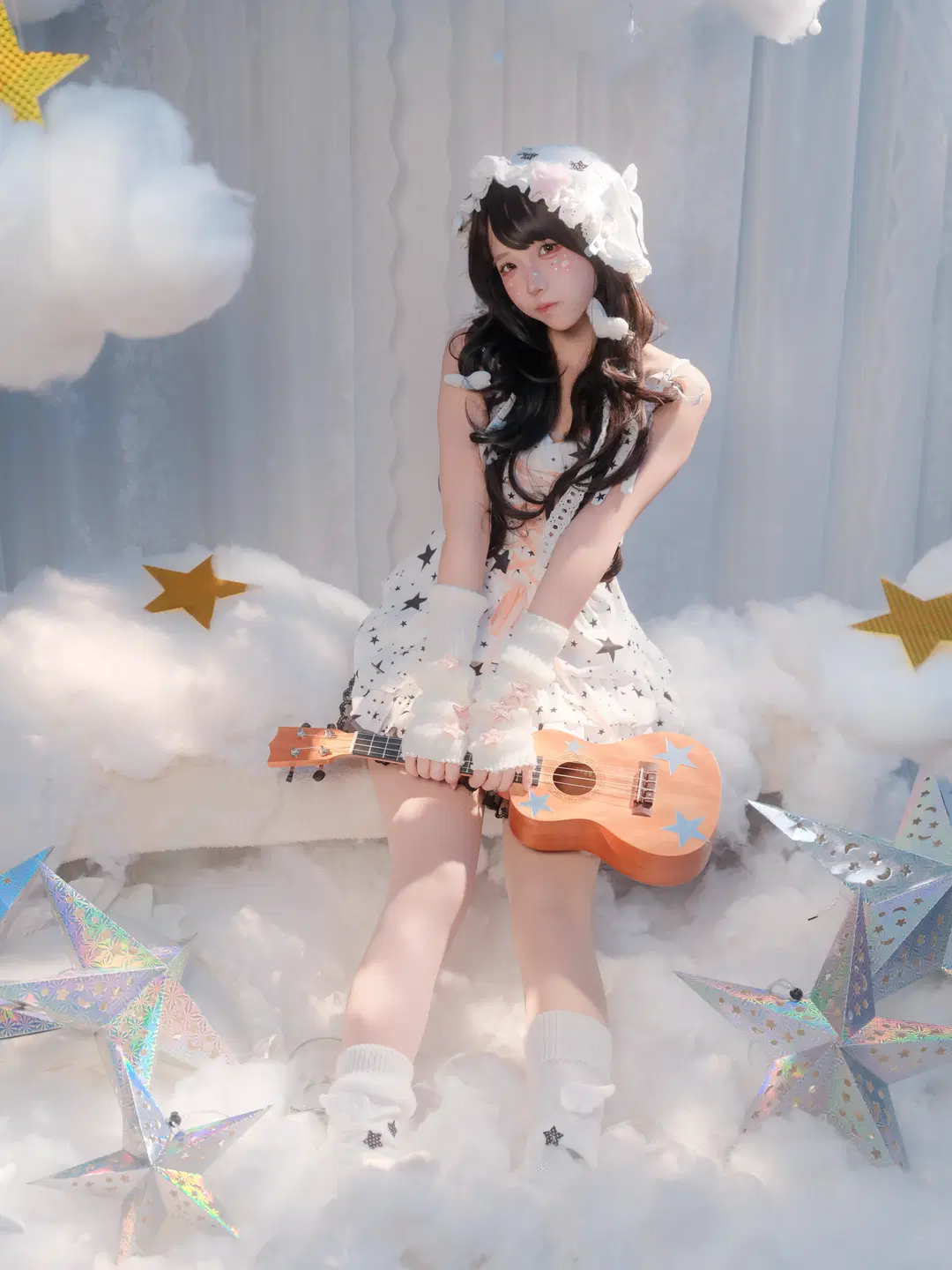 星星主题cos, 梦幻氛围写真, 动物园摄影会, 云朵场景, 白色袜套