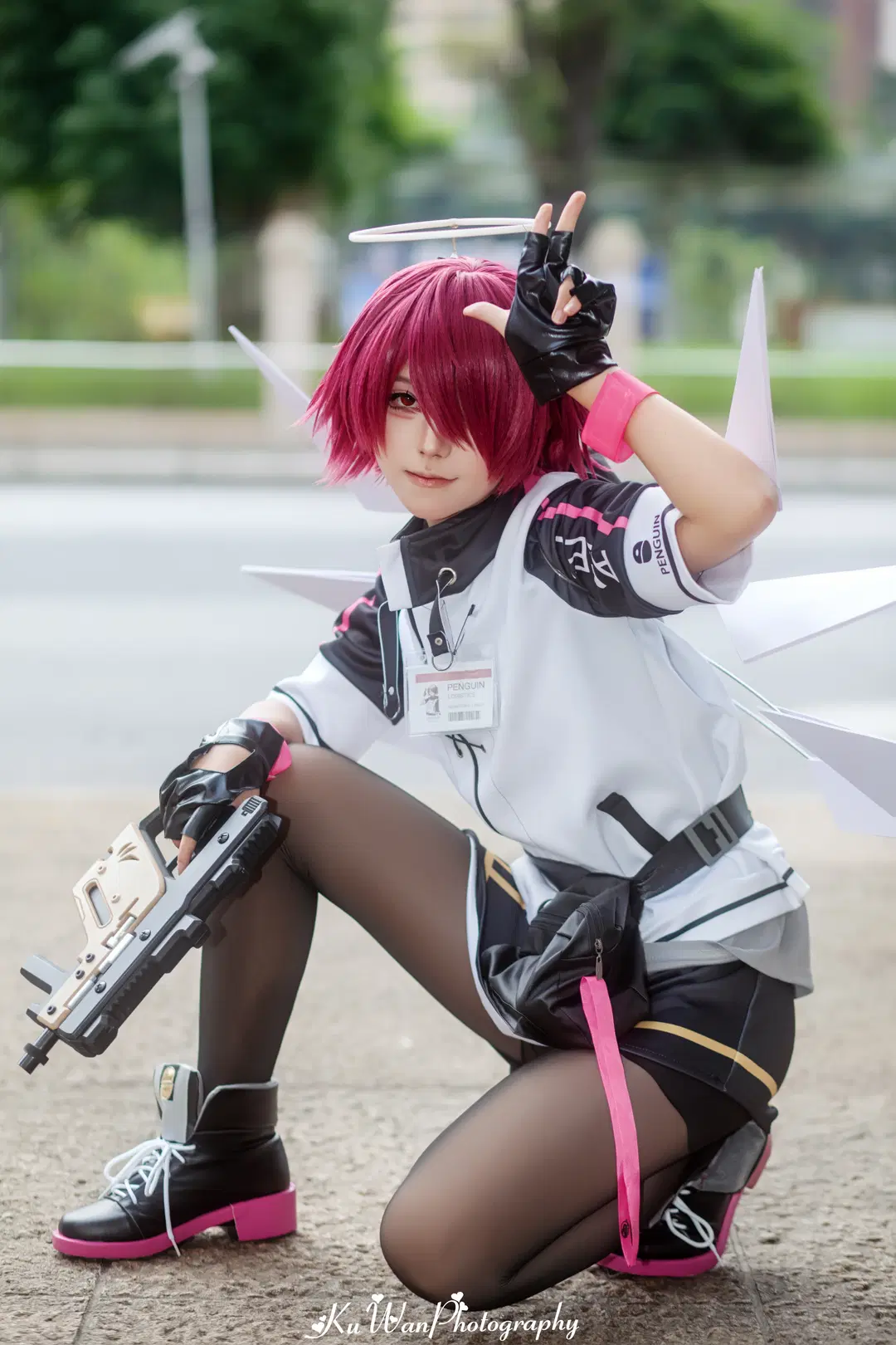[Exusiai cosplay] Arknights field work angel's daily life by 酷玩ICe - Image 2