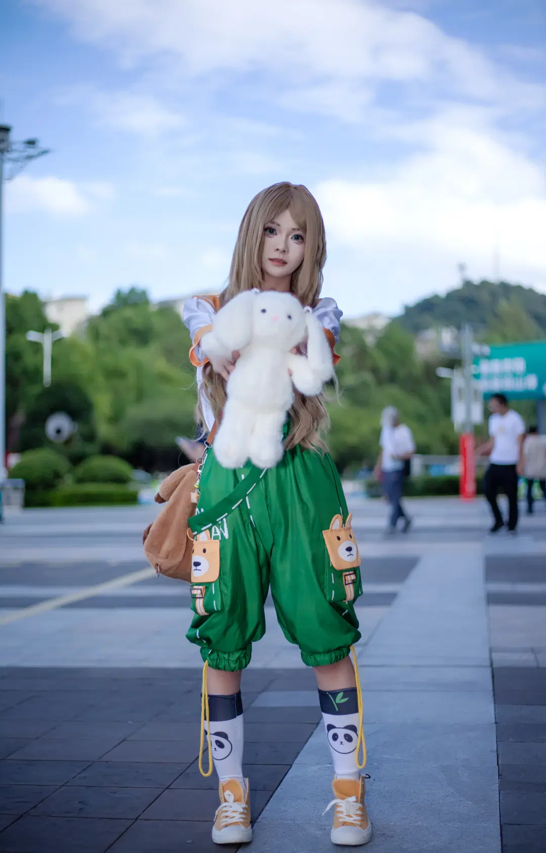 [Fiona cosplay] Identity V Outdoor Shoot: An Adorable Girl Under Clear Blue Skies by 酷玩ICe - Image 2