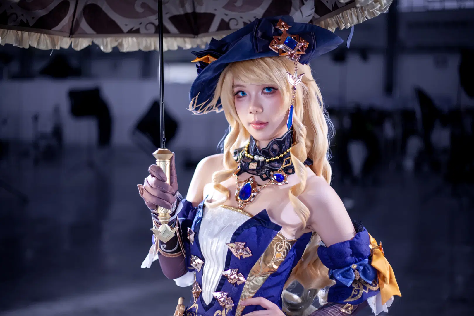 【Navia cosplay】Genshin Impact: President of Spina di Rosula in Blue and Gold Dress by 酷玩ICe - Image 2