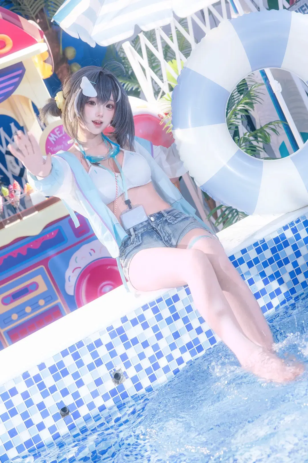Arknights, Summer outfit, Cosplay photography, Poolside photoshoot, La Pluma cosplay