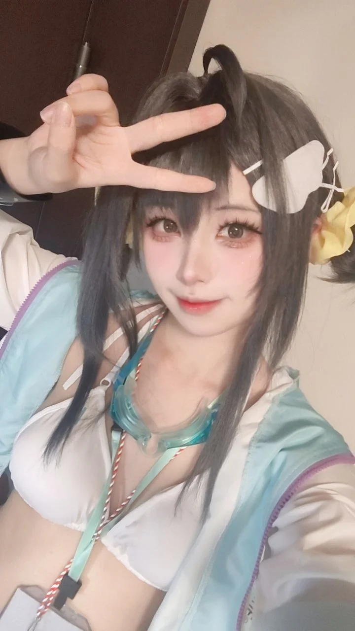 二次元cosplay, 明日方舟, cosplay自拍, 羽毛筆cos, 羽毛筆泳裝