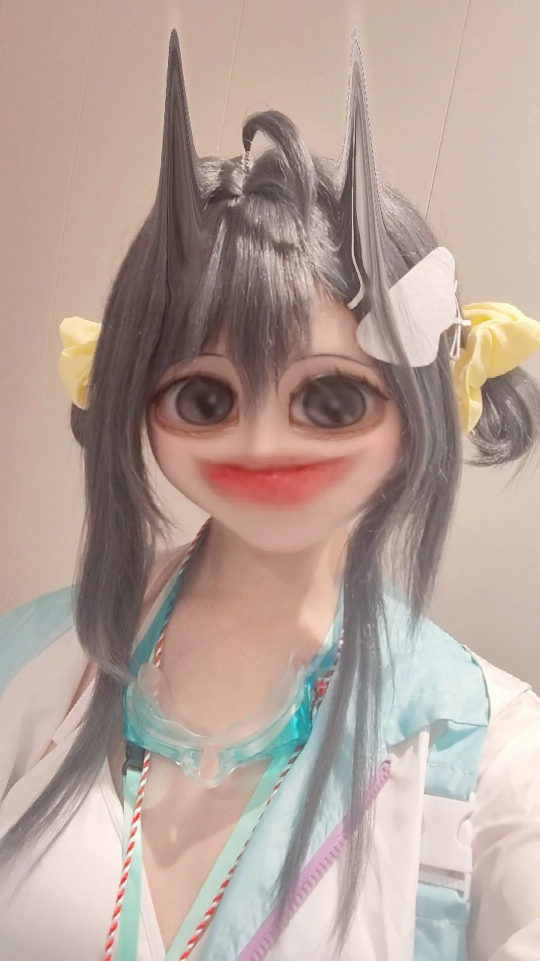 二次元cosplay, 明日方舟, cosplay自拍, 羽毛笔cos, 羽毛笔泳装 - 第2张