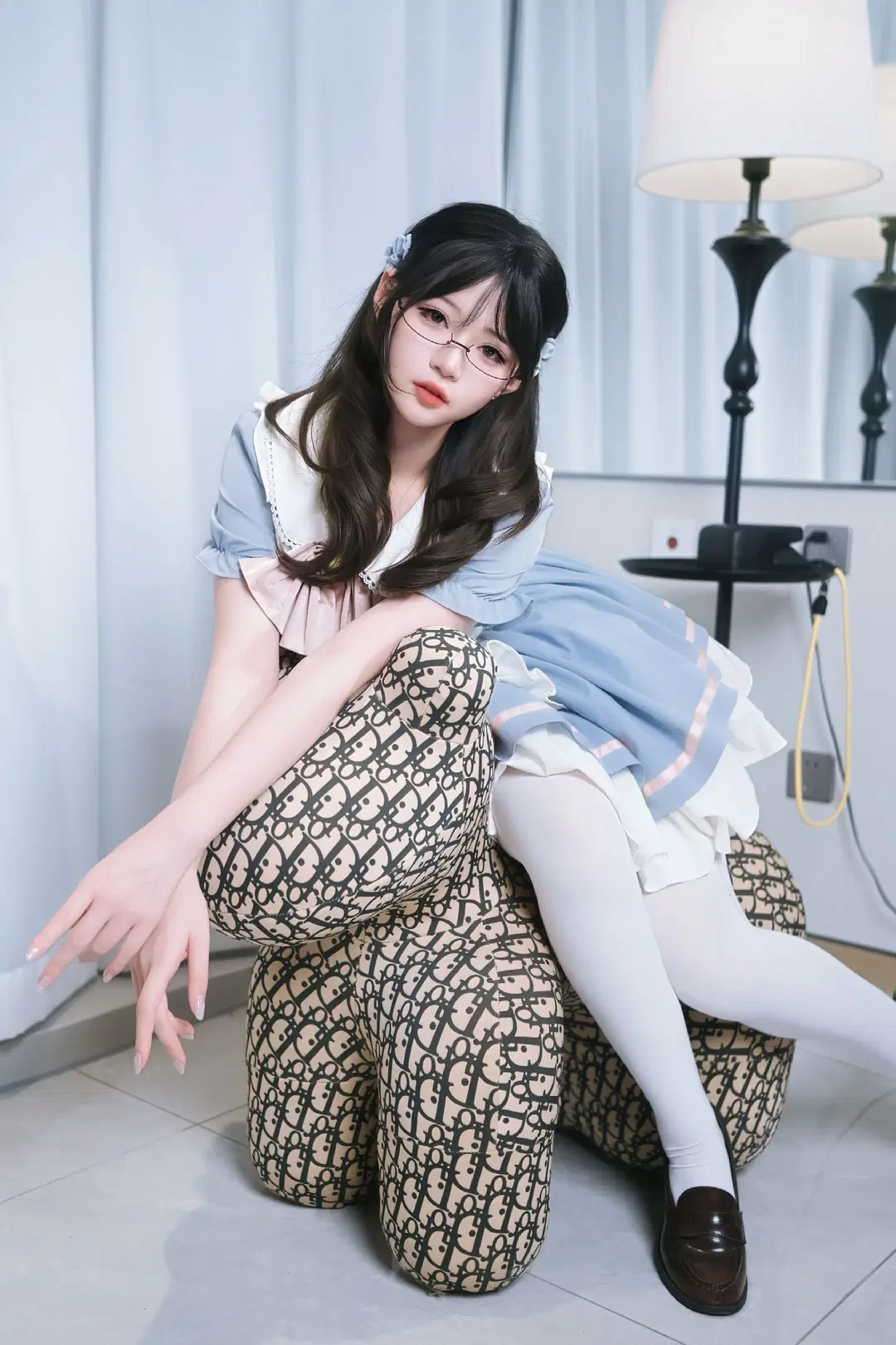 淺藍洋裝搭配白絲，今天是乖巧眼鏡小甜豆 - 摄小白 - 第5張