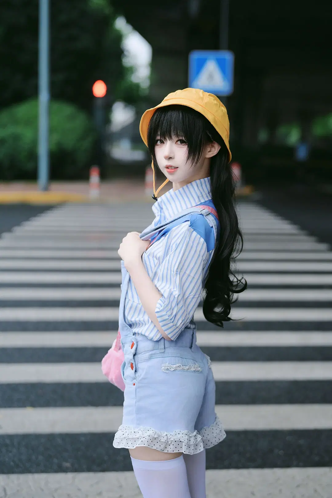 Japanese street style yellow hat outfit, a kindergarten kid's daily routine of crossing the street by 摄小白 - Image 5