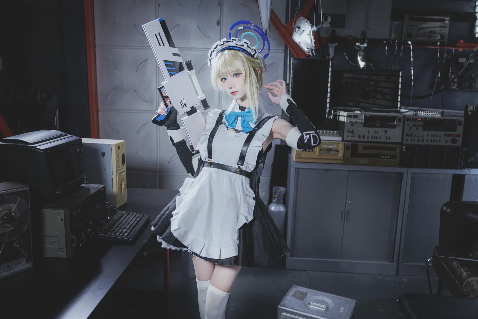 【飛鳥馬トキ コスプレ】『ブルーアーカイブ』サイバーメイドと廃墟のサーバー室 - 渡井LastRemote - 6枚目