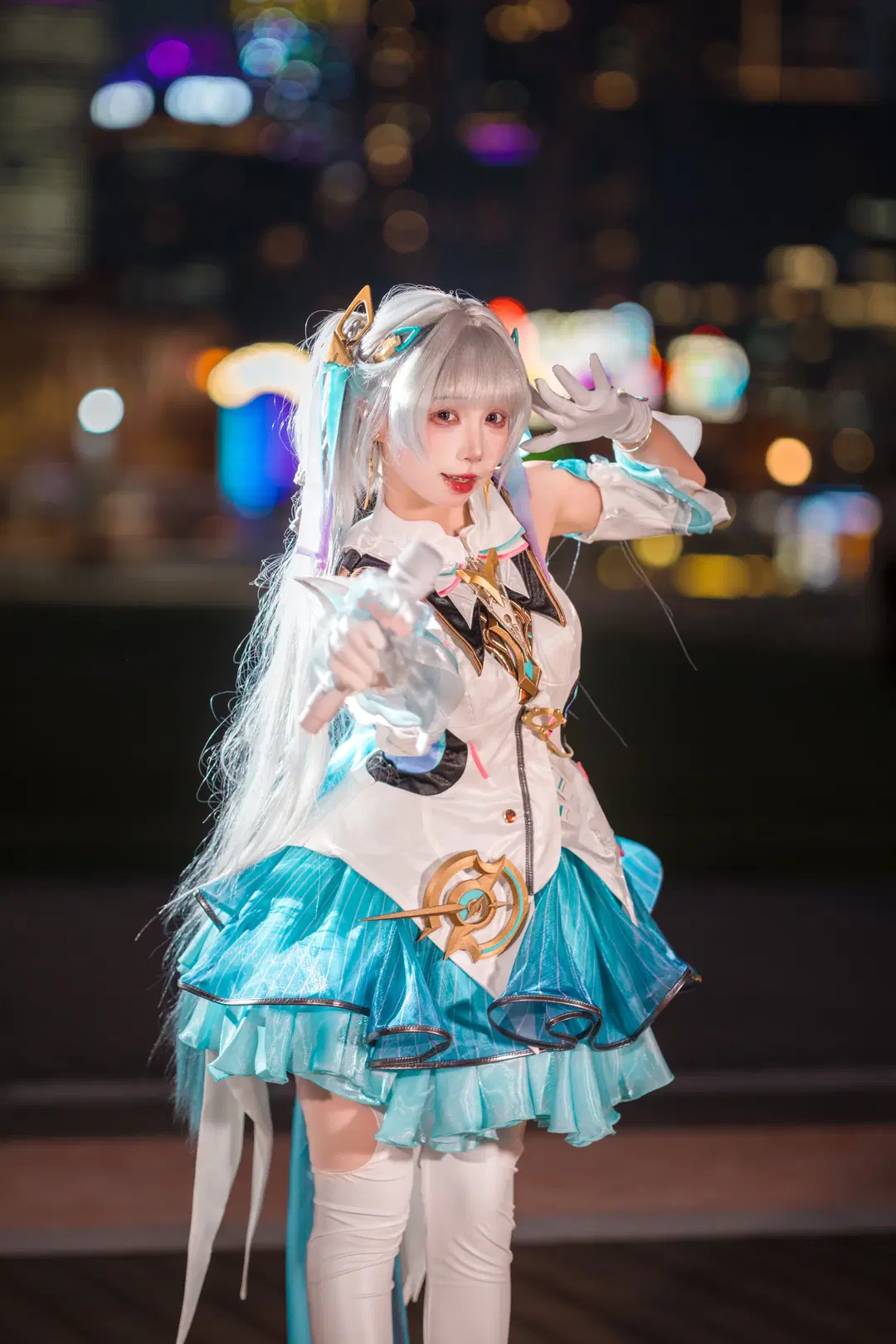 [Jinhsi cosplay] Wuthering Waves little idol night stage atmosphere portrait by 云离饱饱 - Image 4